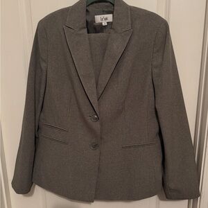 Le Suit Women's Gray Pinstripe Two-Button Blazer